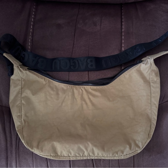 BAGGU Medium Crescent Bag - Dark Khaki - Picture 1 of 1